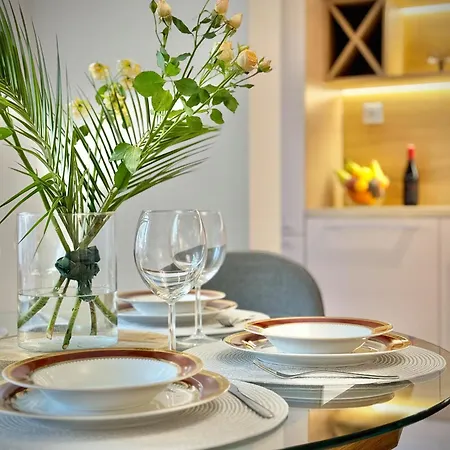 & Stylish For 4 Guests *