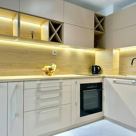 & Stylish For 4 Guests *